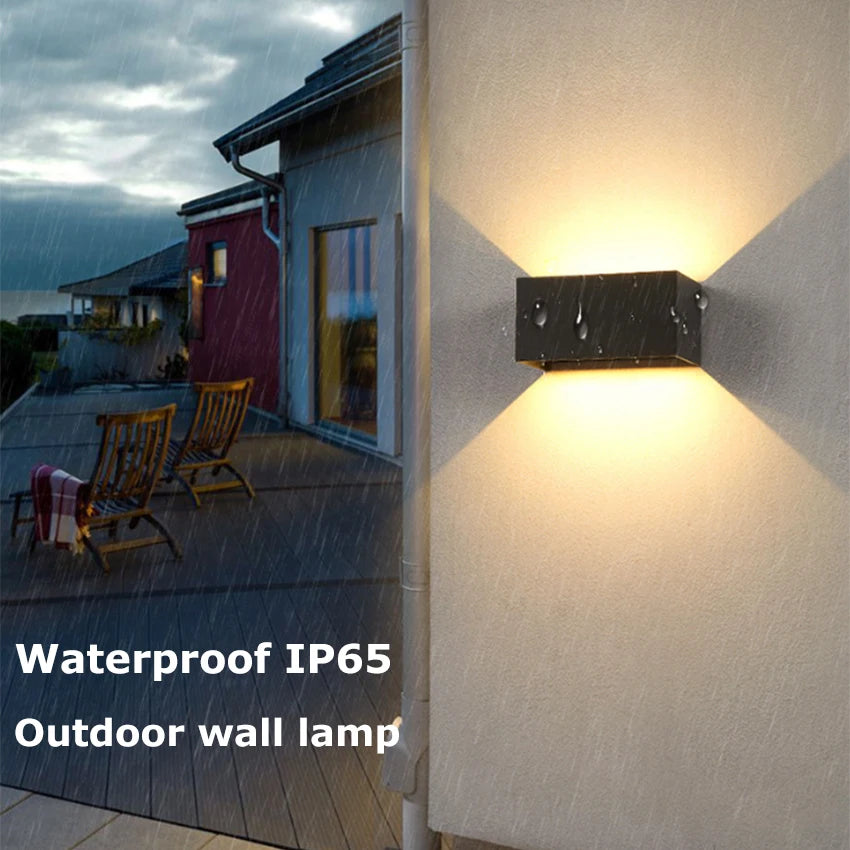 NovaBeam Wall Light
