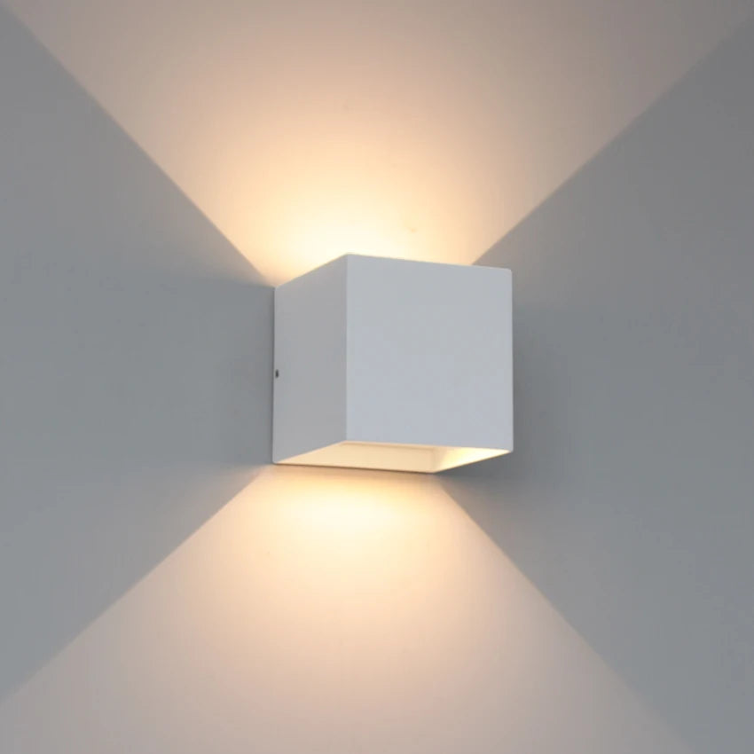 NovaBeam Wall Light