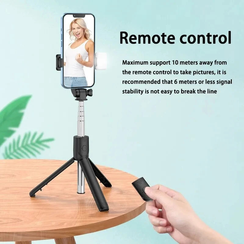 ClickLight Selfie Stick